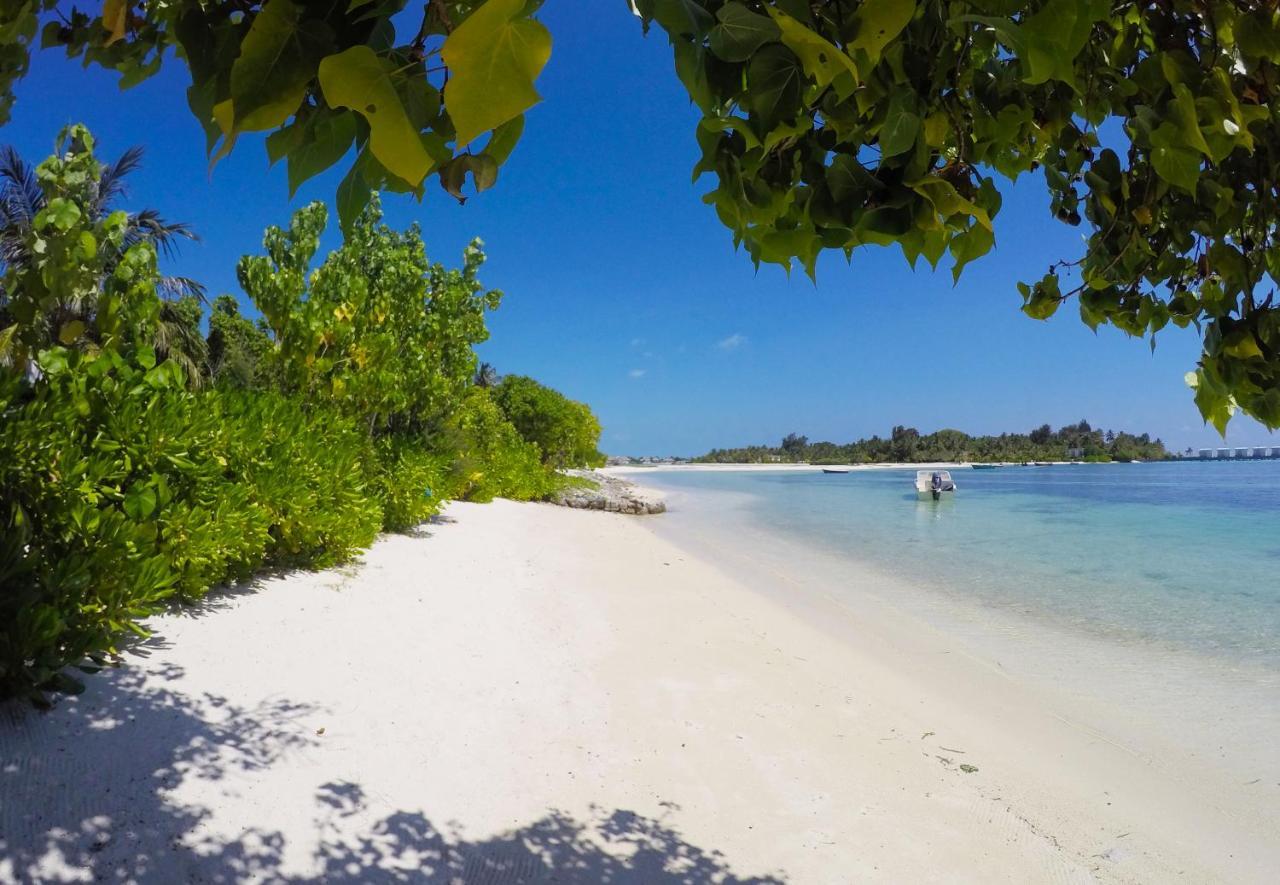 Guest house Ithaa Beach Maldives 4*